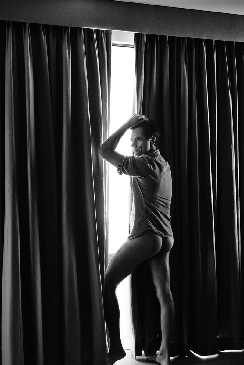 Illustration for article titled An Obsessed John Stamos Fan Reviews John Stamos's Ass